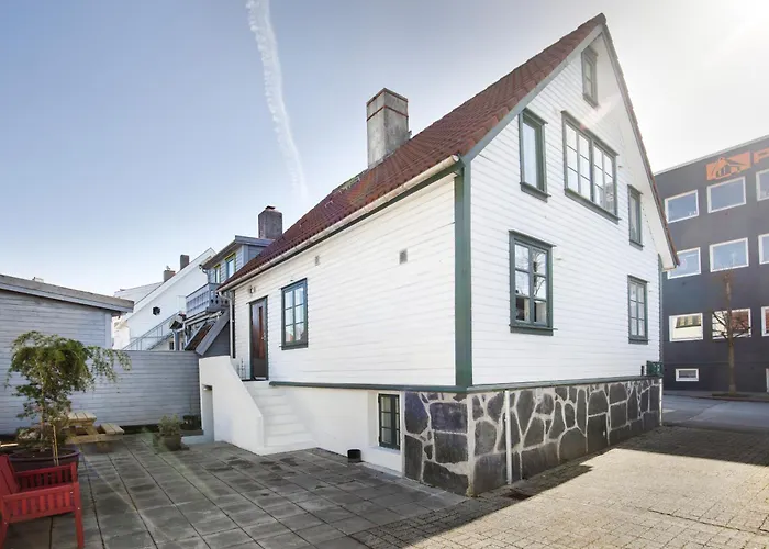 And Cozy - Parking Included! Stavanger